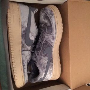 Barely used sneakers